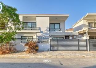 خانوو بۆ فرۆشتن 250م لە زین ستی