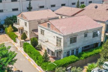 خانوو بۆ کرێ 324م لە گوندی ئینگلیزی