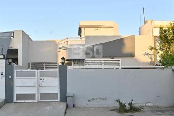 House 200m for Sale in Awenai Shar