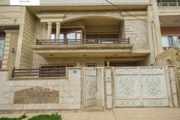 دار للبيع 200م في حي زانیاري