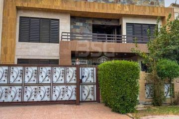 House 450m for rent in Dream City