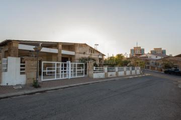 Villa 465m for rent in Family Land