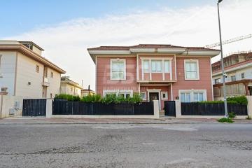 فيلا للبيع 440م في هيوا ستي