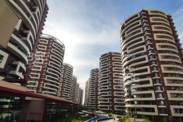 Apartment 310m for Sale in Park View